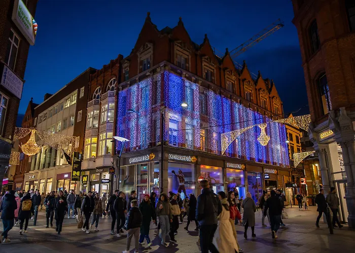 Grafton Street By Break
