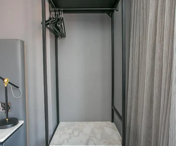 Grafton Street By Break Apartmanhotel 4*