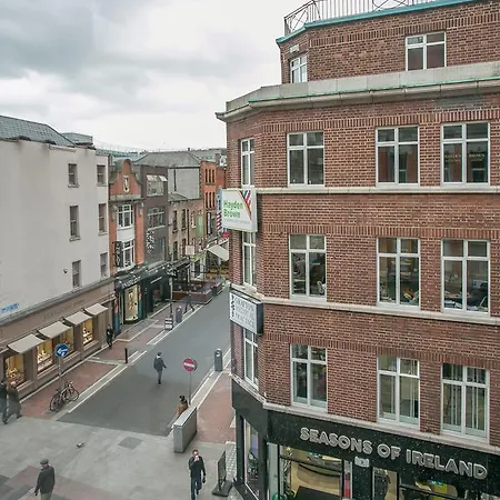 Grafton Street By Break