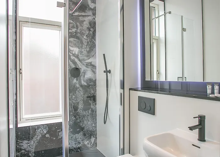 Grafton Street By Break 4*