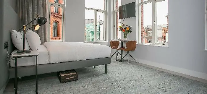 Grafton Street By Break