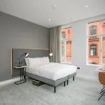 Grafton Street Boutique By Break 3*
