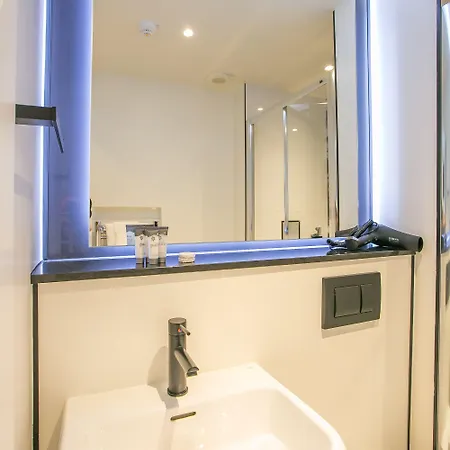 מלון דירות Grafton Street By Break 4*