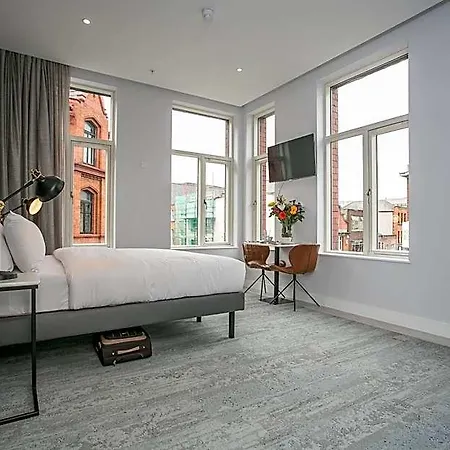 Grafton Street Boutique By Break Apartahotel 4*