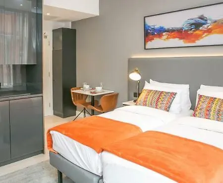 Apartahotel Grafton Street Boutique By Break 4*