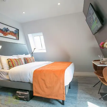 Grafton Street By Break 4*