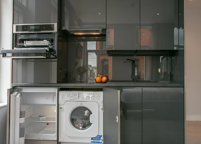 Grafton Street By Break