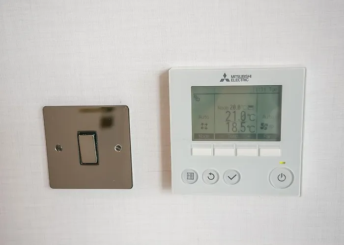 Grafton Street By Break