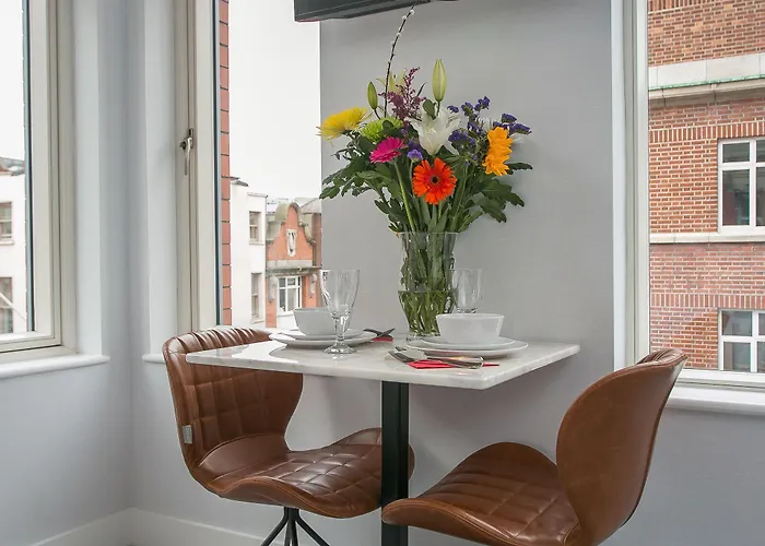 Aparthotel Grafton Street By Break 4*