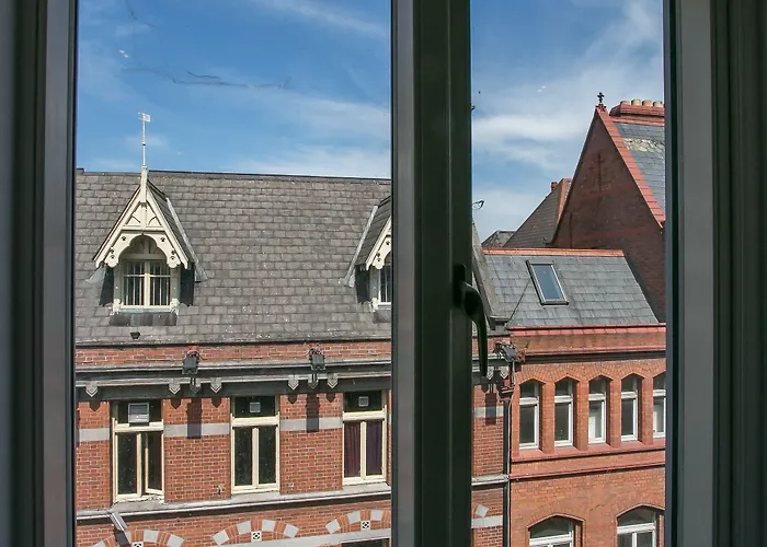 Grafton Street By Break Aparthotel 4*