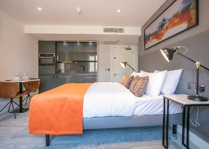 Grafton Street By Break