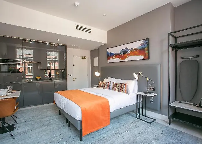 Grafton Street By Break Dublin